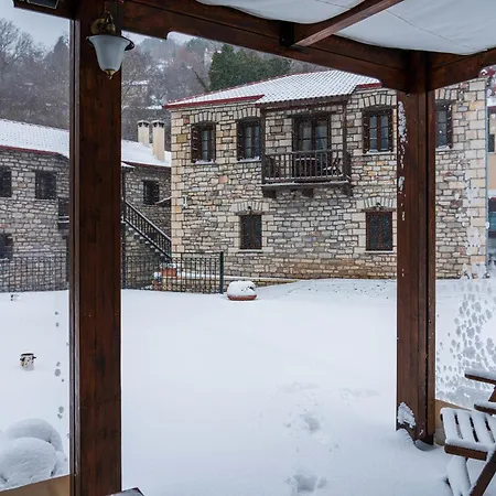 Amadryades بيت ضيافة كاربينيسي