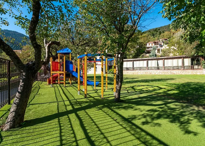 Amadryades 3* Karpenisi